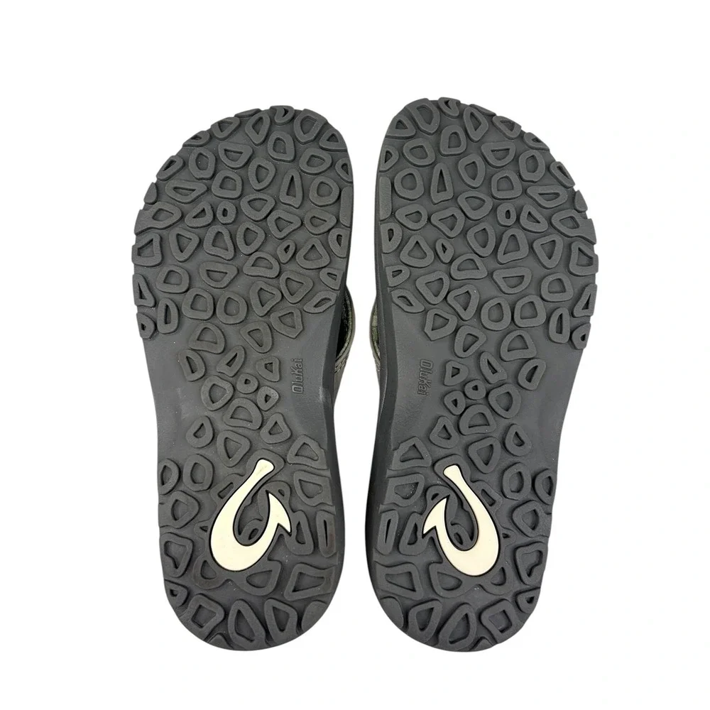 OluKai Ohana Sandals Boys 2/3 Fog Gray Water Resistant Flip Flops 30101-7B7B